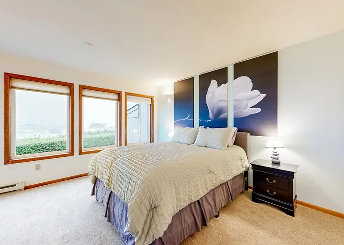 Oceanfront Oasis: Home Overlooking Pebble Beach!