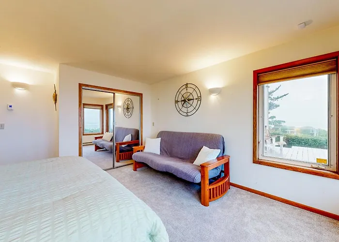 Oceanfront Oasis: Home Overlooking Pebble Beach!